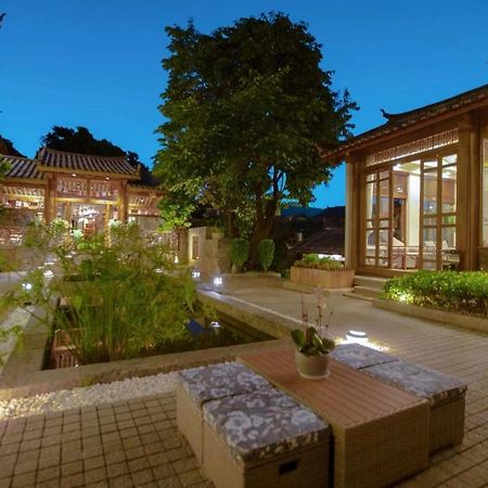 Ne-Tsang Inn Lijiang Лицзян Экстерьер фото