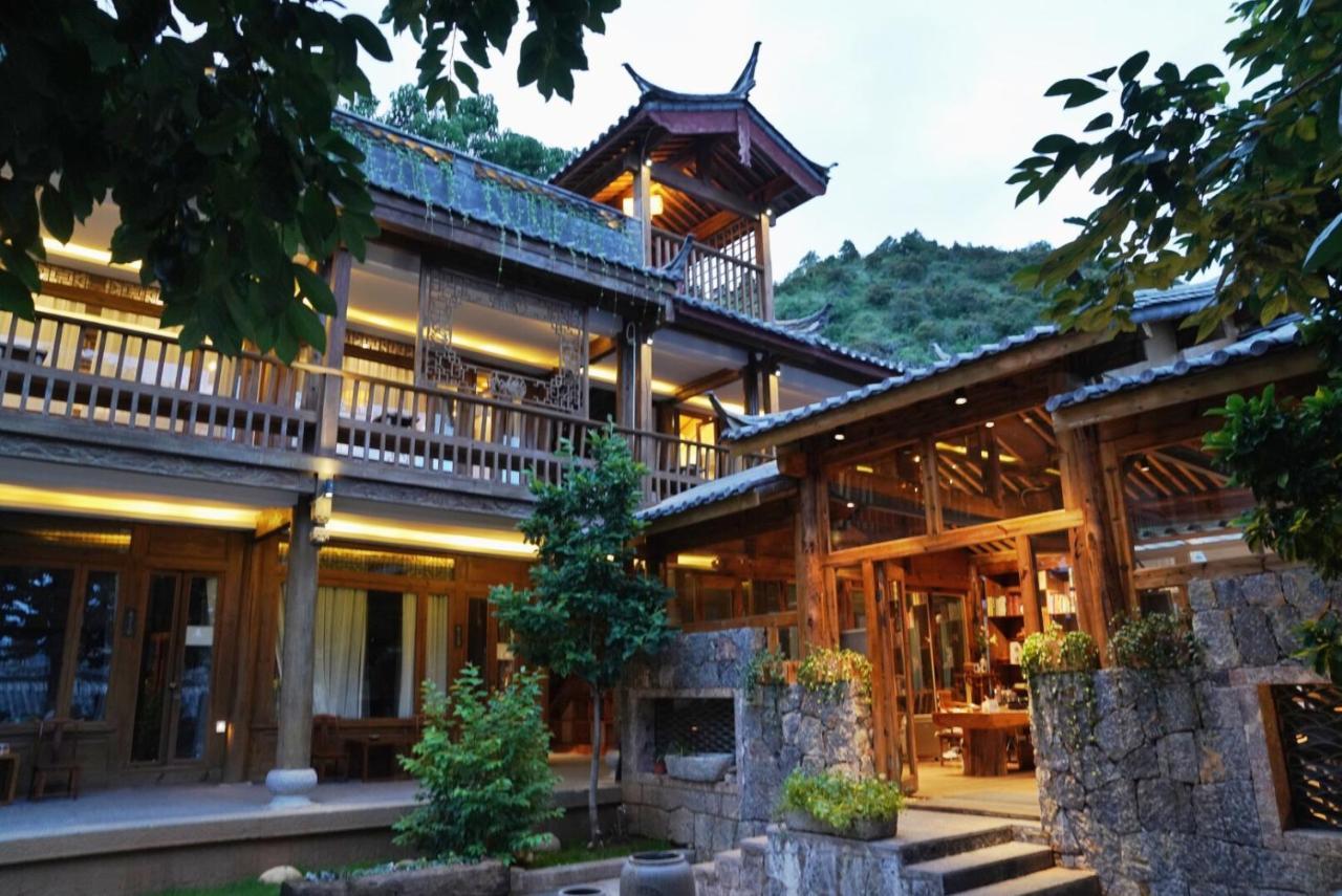 Ne-Tsang Inn Lijiang Лицзян Экстерьер фото