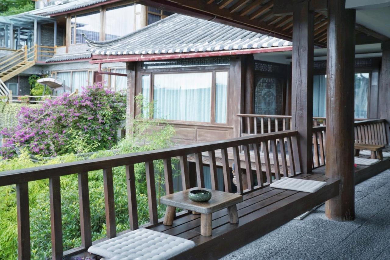 Ne-Tsang Inn Lijiang Лицзян Экстерьер фото