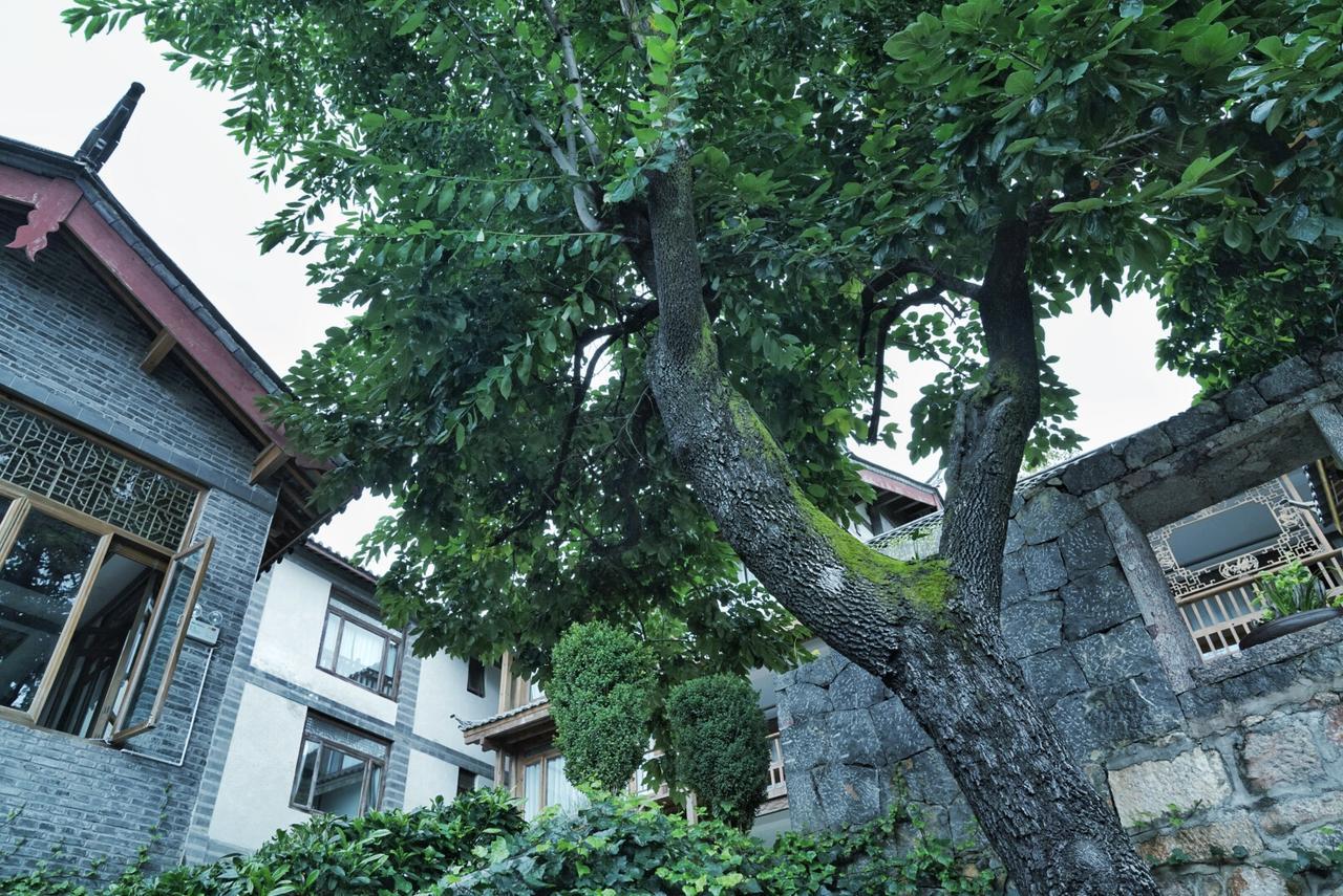 Ne-Tsang Inn Lijiang Лицзян Экстерьер фото