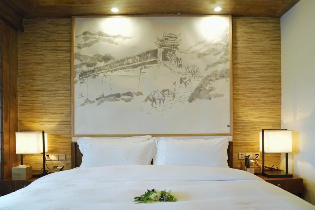 Ne-Tsang Inn Lijiang Лицзян Экстерьер фото